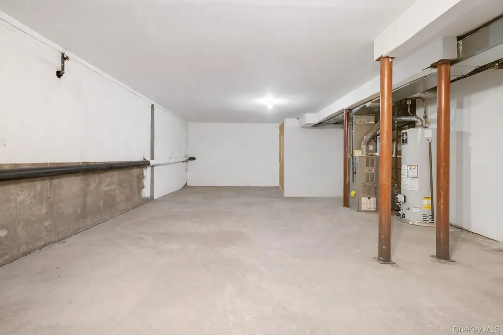 422 Somerset Drive Pearl River NY 10965
