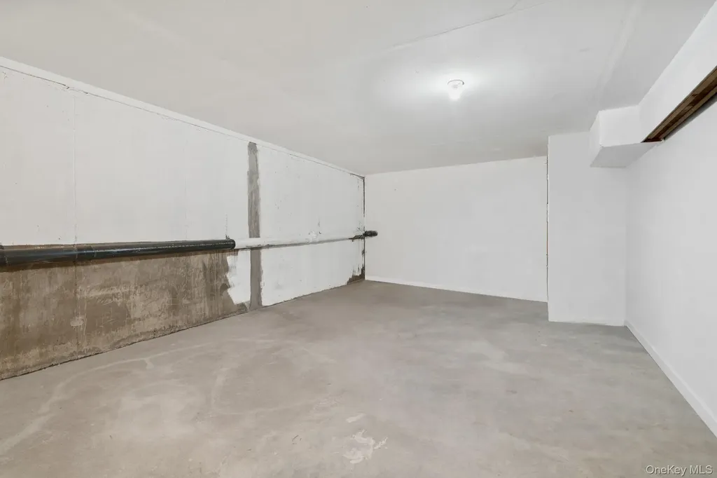 422 Somerset Drive Pearl River NY 10965