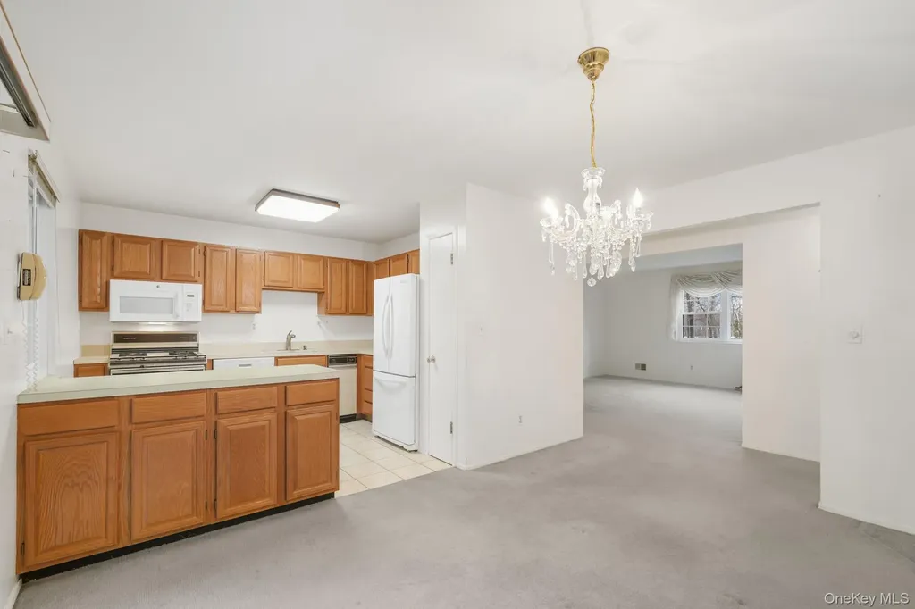 422 Somerset Drive Pearl River NY 10965