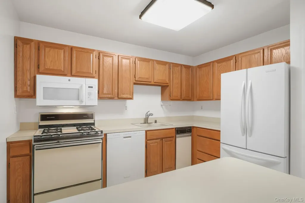 422 Somerset Drive Pearl River NY 10965