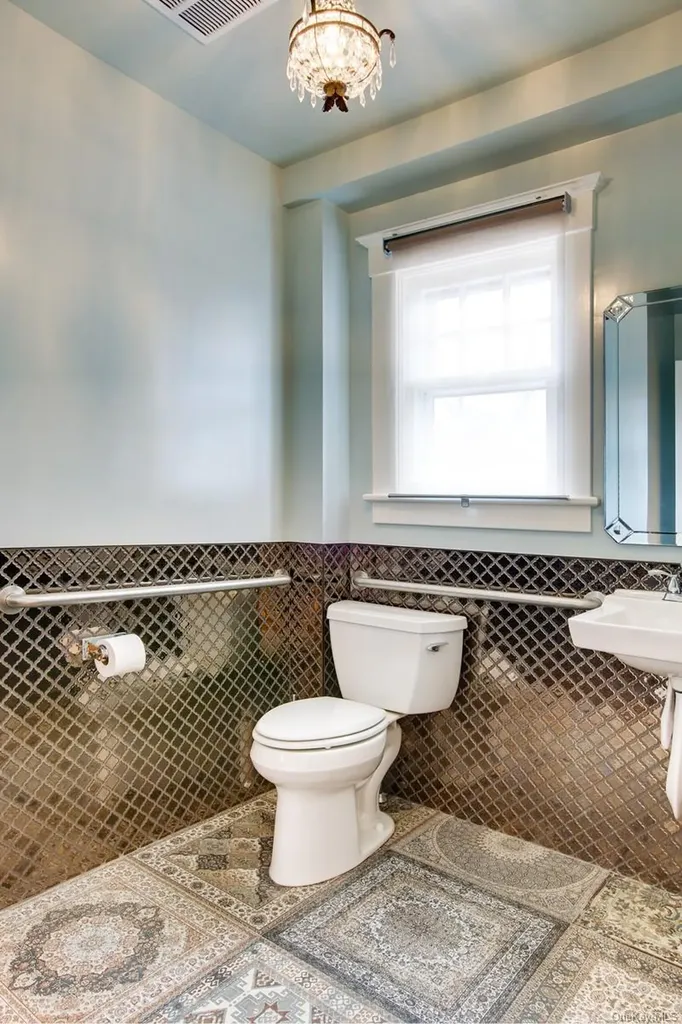 21 E Second Street Riverhead NY 11901
