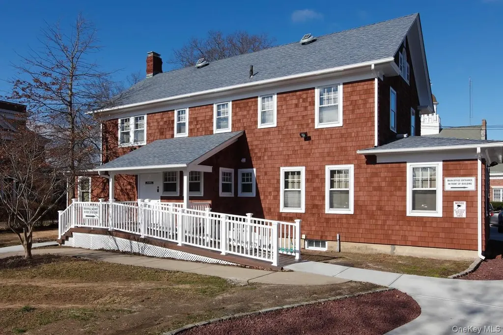 21 E Second Street Riverhead NY 11901
