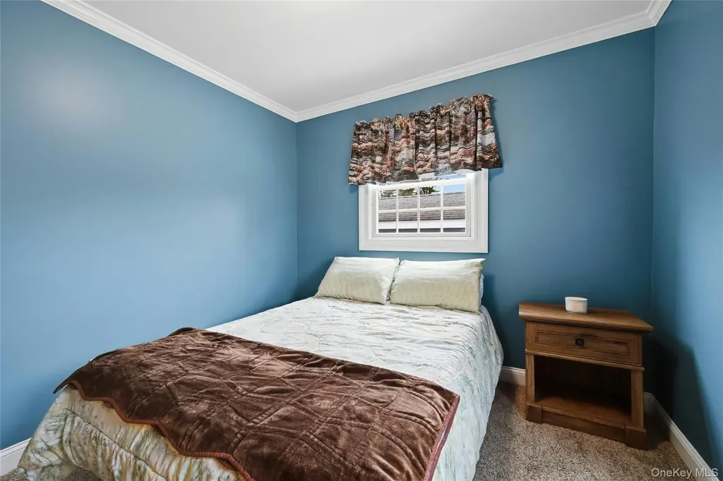 136 Park Avenue Deer Park NY 11729