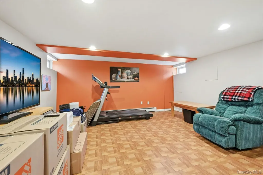 136 Park Avenue Deer Park NY 11729