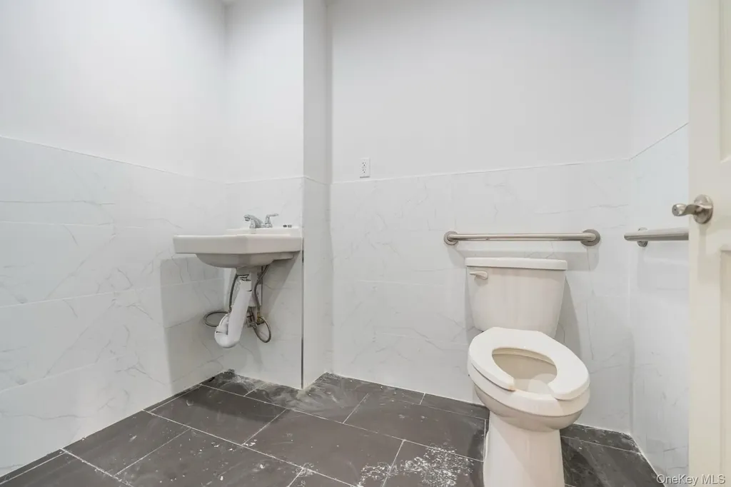 828 57th Street Brooklyn NY 11220