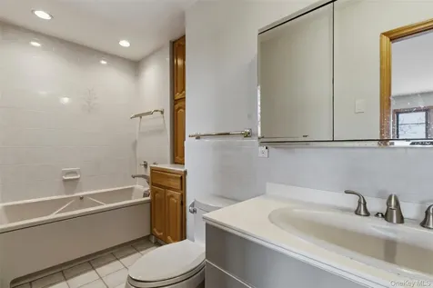 27 Allapartus Circle Ossining NY 10562