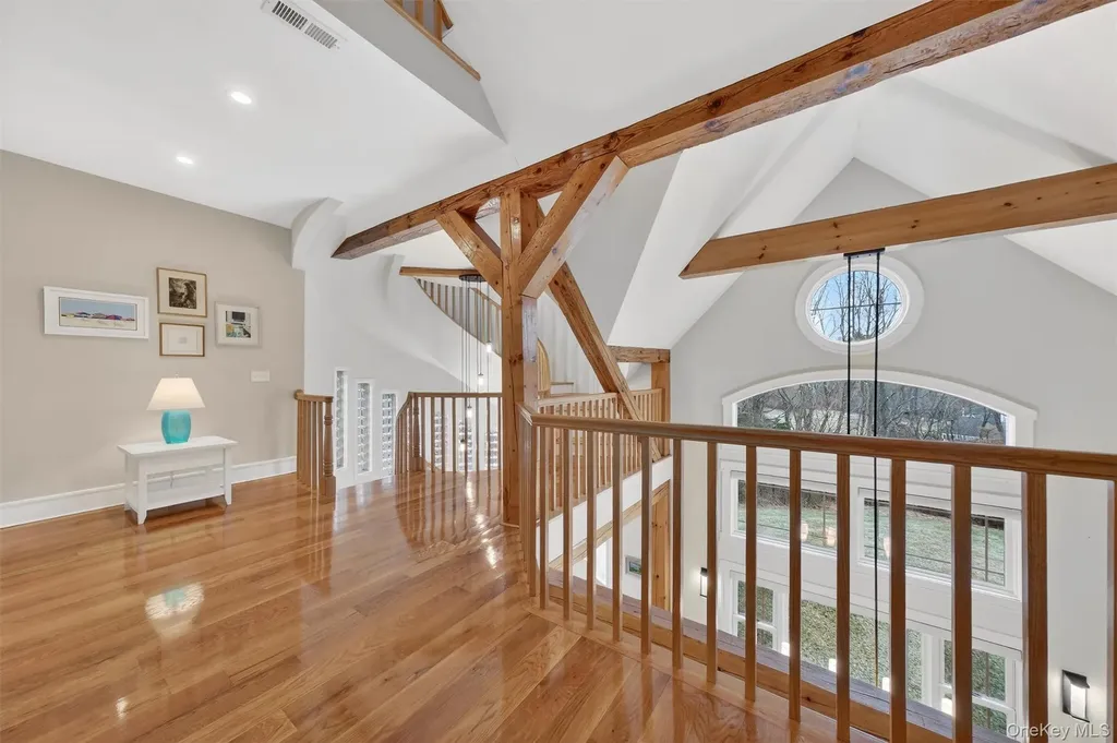 48 Eastview Lane Red Hook NY 12571