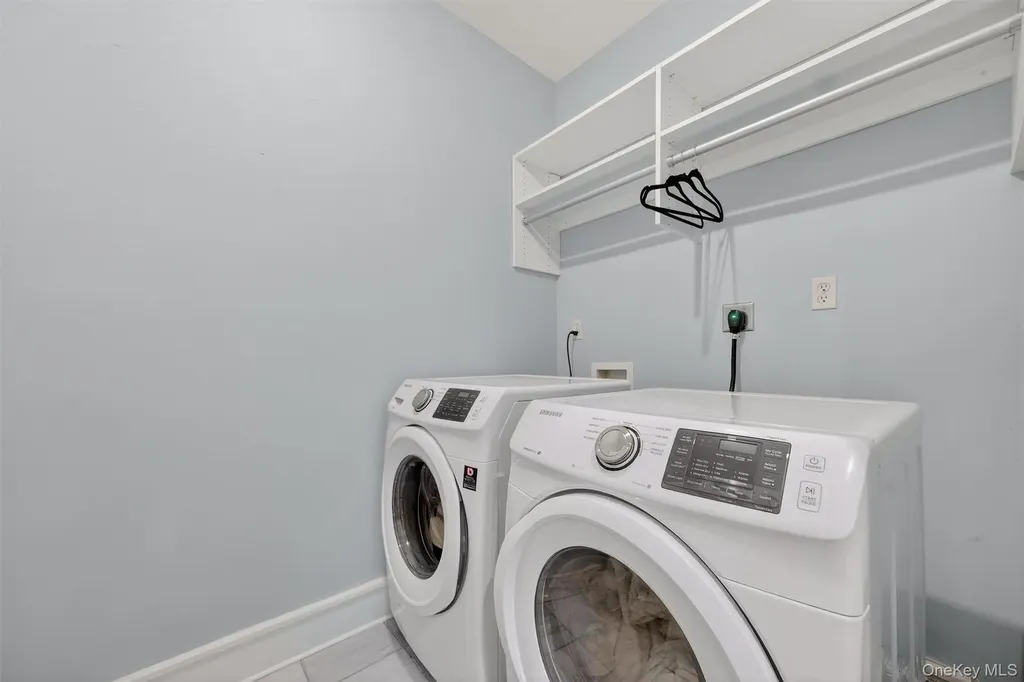 48 Eastview Lane Red Hook NY 12571