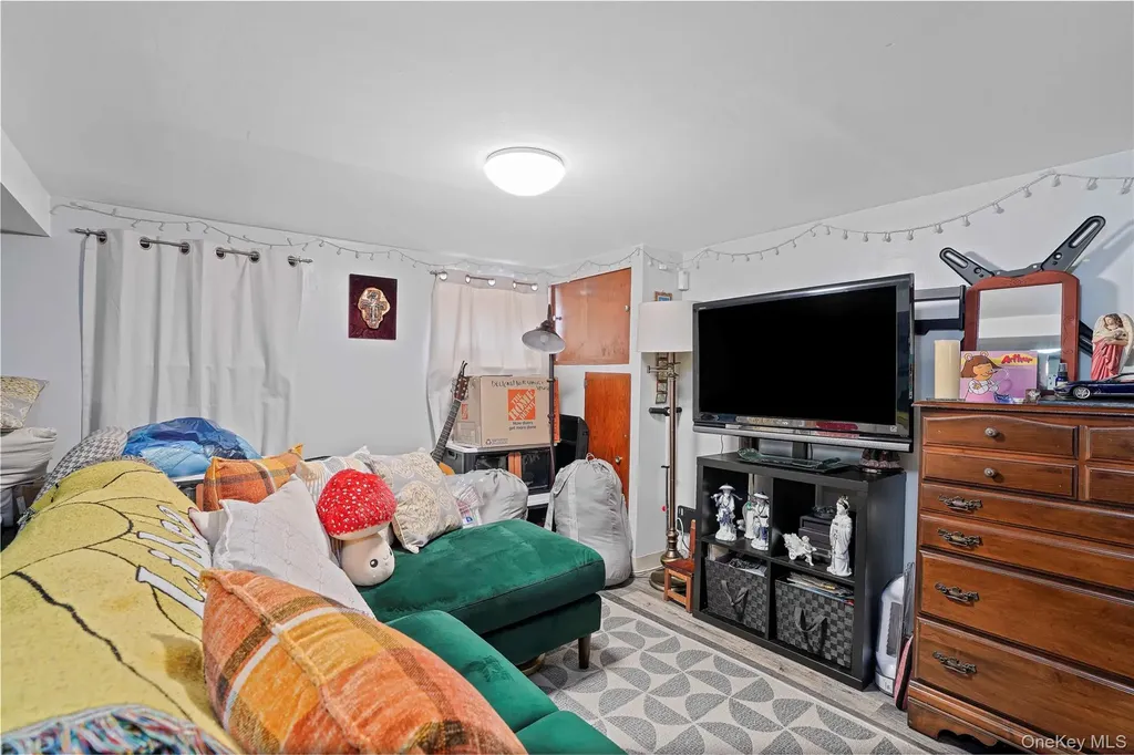 6107 56th Street Maspeth NY 11378