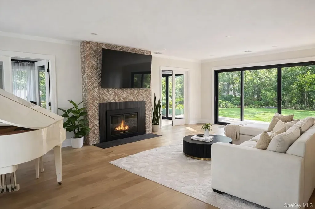 0 Pettit Drive Dix Hills NY 11746