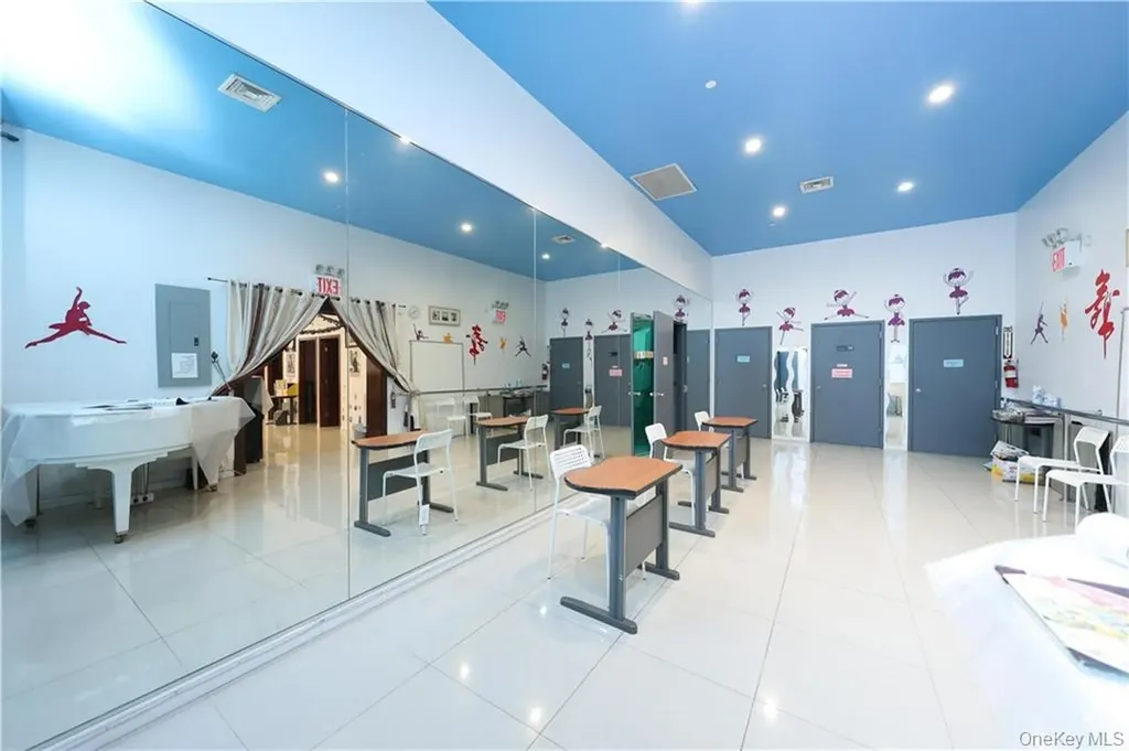 366 Kings Highway Brooklyn NY 11223