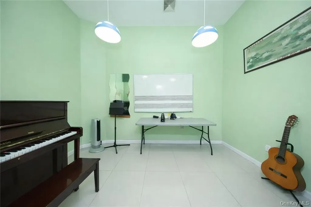 366 Kings Highway Brooklyn NY 11223