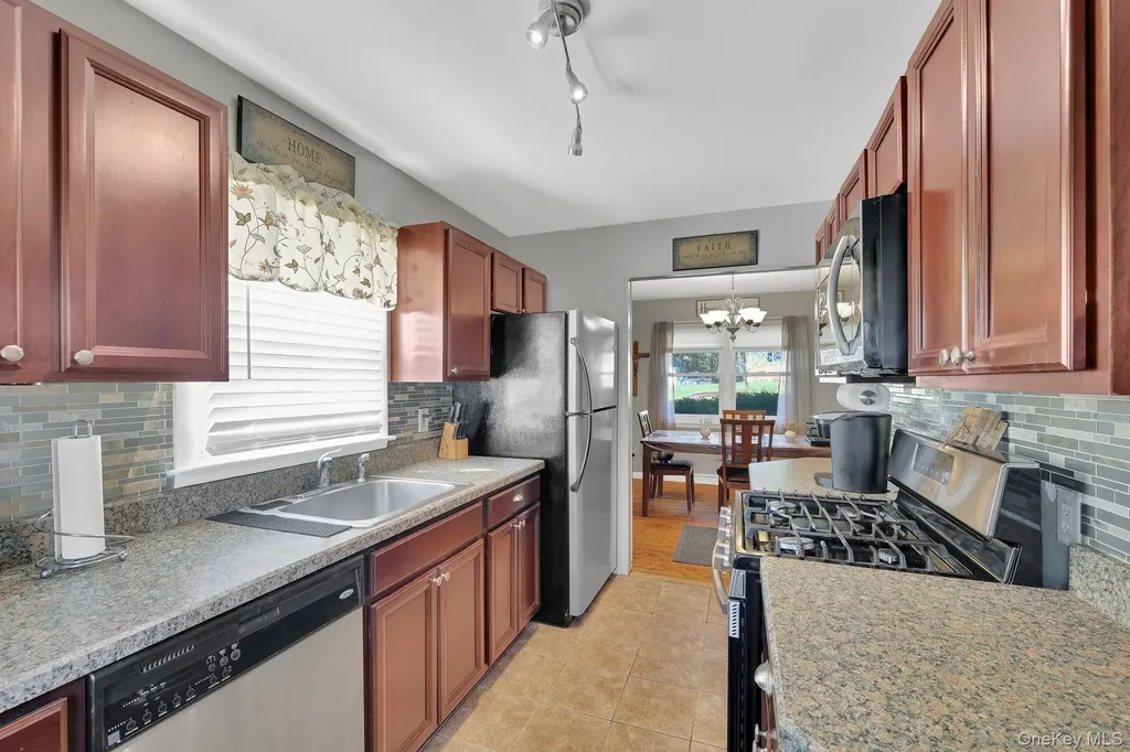 10 Renfrewshire Drive Middletown NY 10941