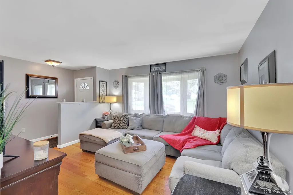 10 Renfrewshire Drive Middletown NY 10941