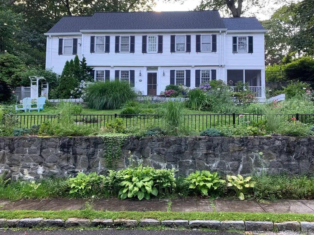147 Valley Stream Road E Larchmont NY 10538