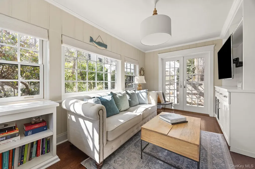 147 Valley Stream Road E Larchmont NY 10538