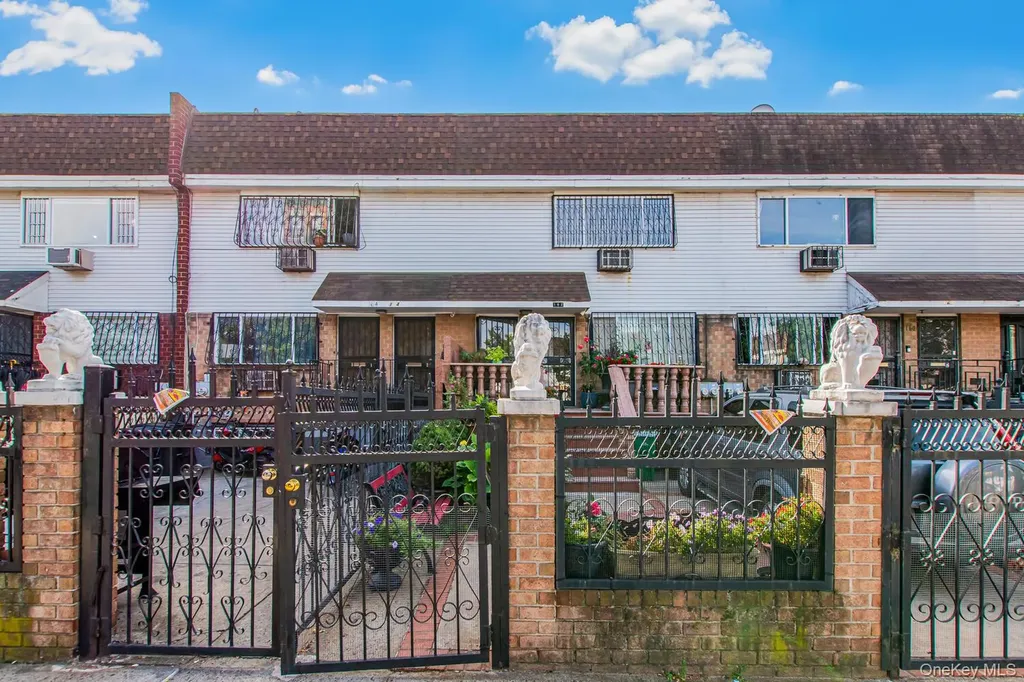 162 Ellery Street Brooklyn NY 11206