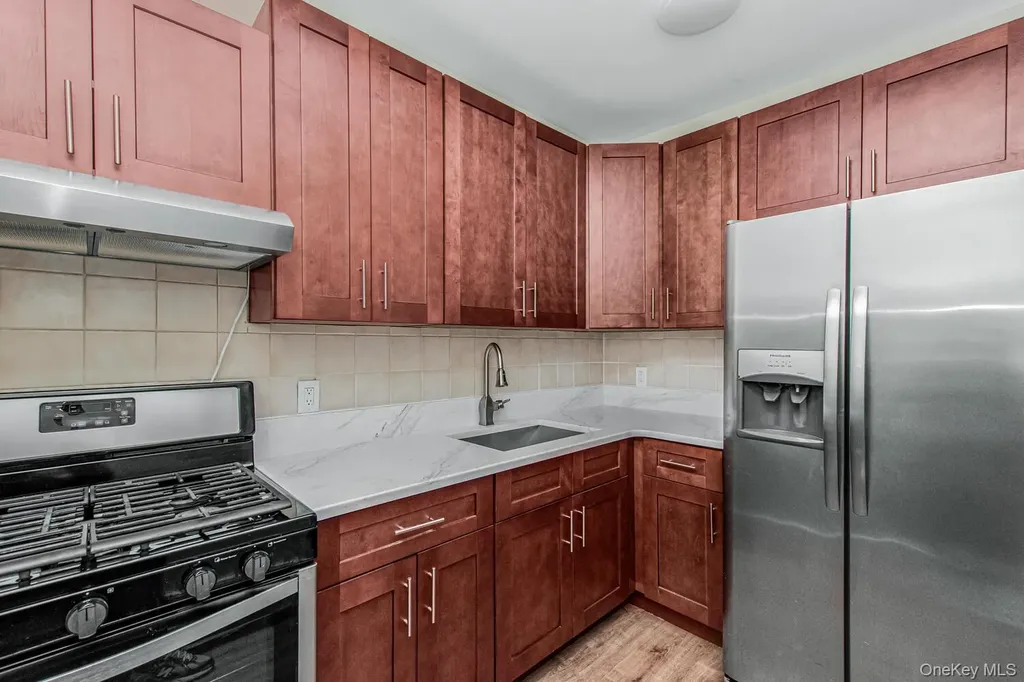 162 Ellery Street Brooklyn NY 11206