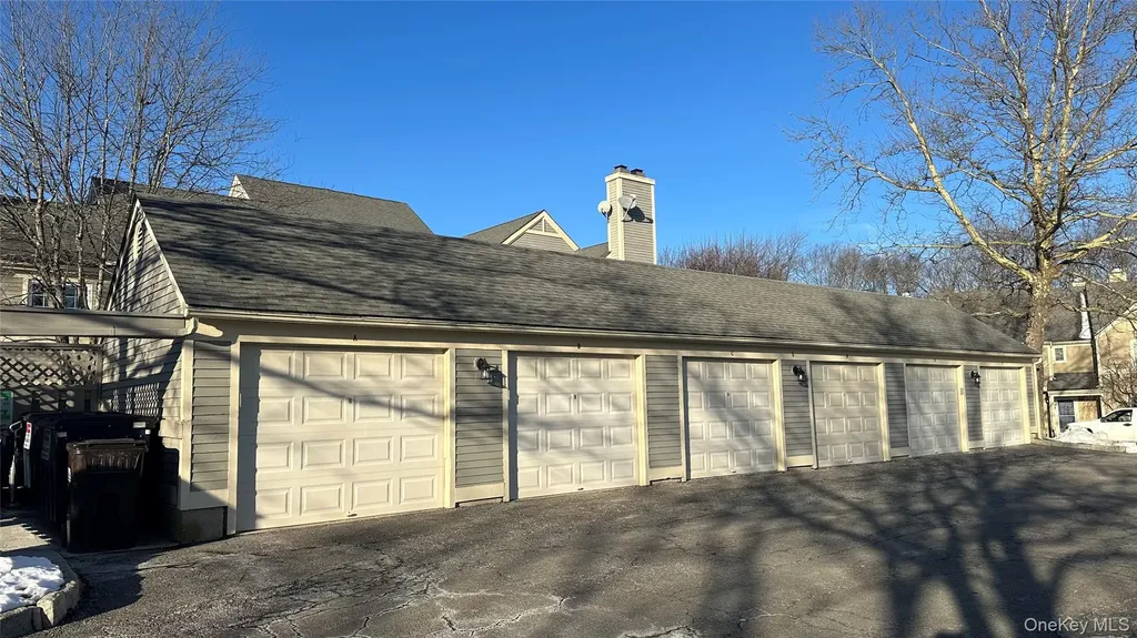 1602 Nutmeg Drive Carmel NY 10512