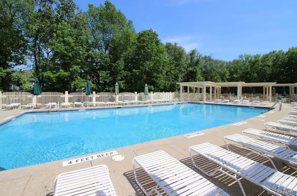 1602 Nutmeg Drive Carmel NY 10512