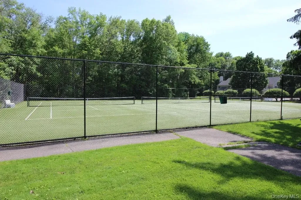 1602 Nutmeg Drive Carmel NY 10512