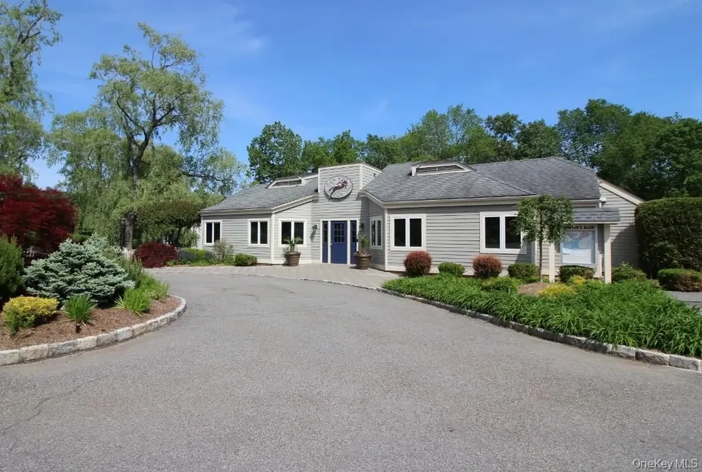 1602 Nutmeg Drive Carmel NY 10512