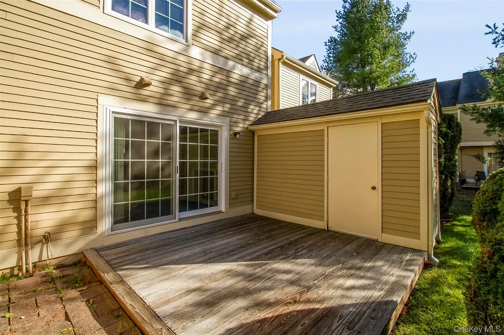 1602 Nutmeg Drive Carmel NY 10512
