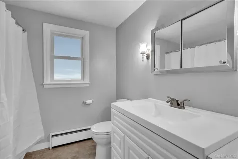 187 Hot Water Street Manorville NY 11949