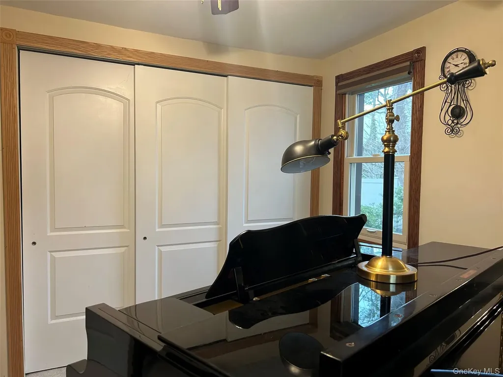 5 Slade Place Bay Shore NY 11706
