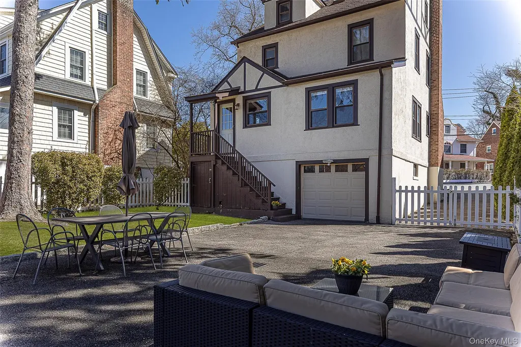 459 Bronxville Road Bronxville NY 10708