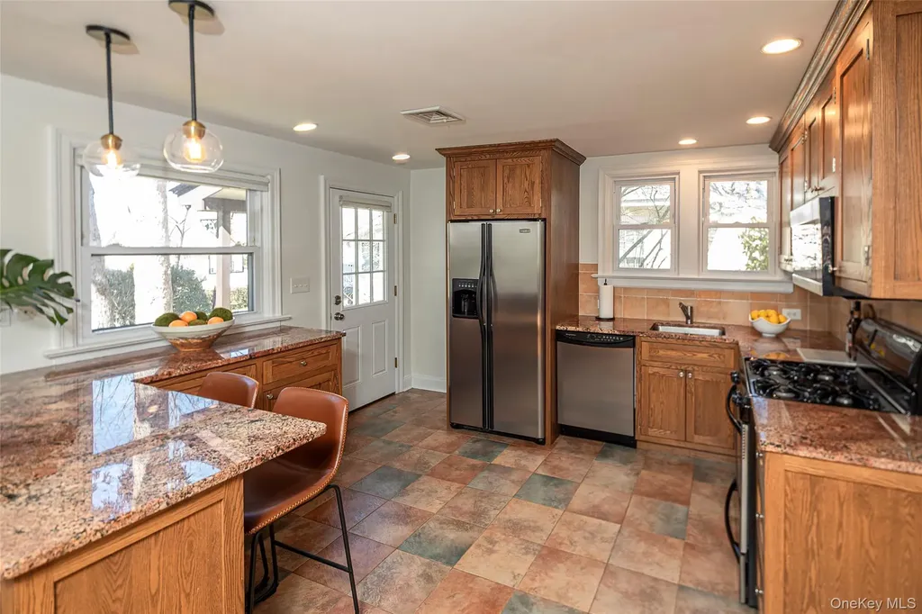 459 Bronxville Road Bronxville NY 10708