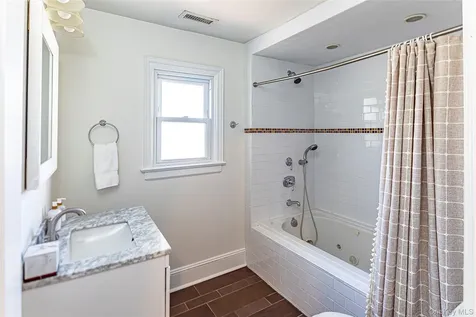 459 Bronxville Road Bronxville NY 10708