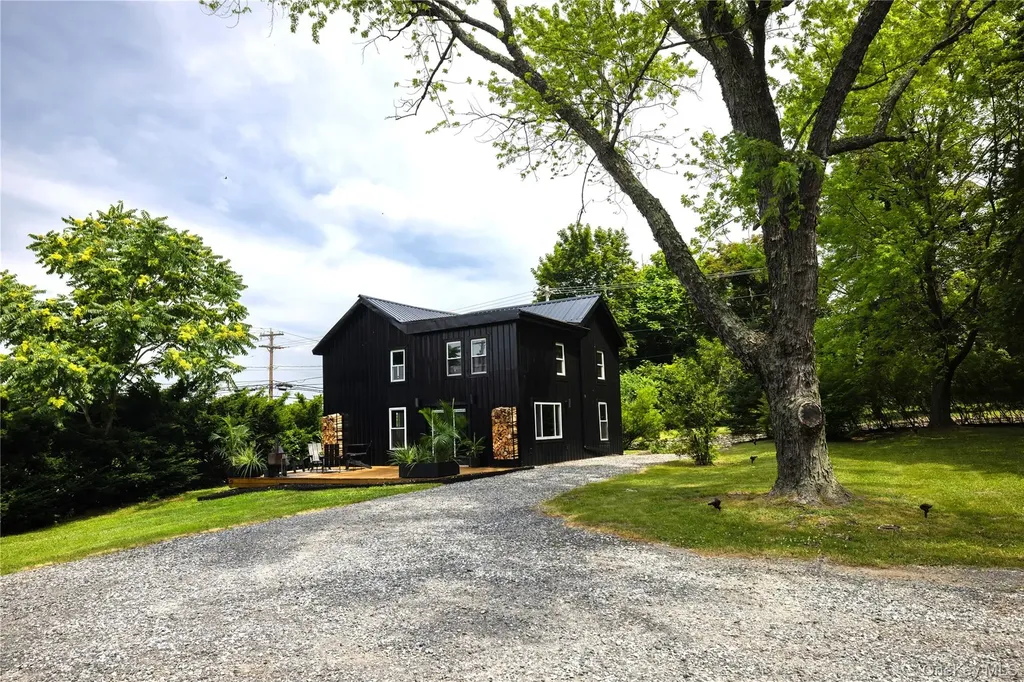 5628 State Route 9g Hudson NY 12534