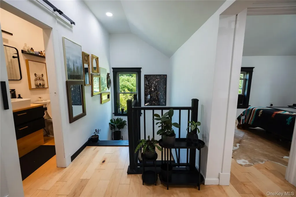 5628 State Route 9g Hudson NY 12534