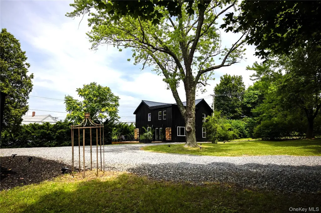 5628 State Route 9g Hudson NY 12534