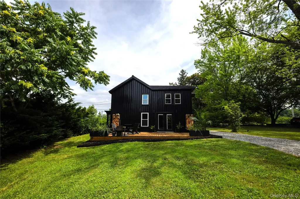 5628 State Route 9g Hudson NY 12534