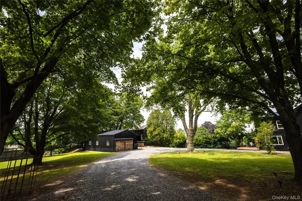 5628 State Route 9g Hudson NY 12534