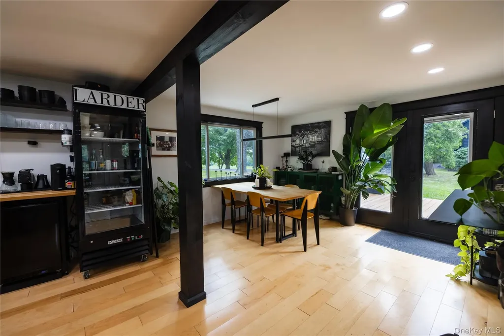 5628 State Route 9g Hudson NY 12534