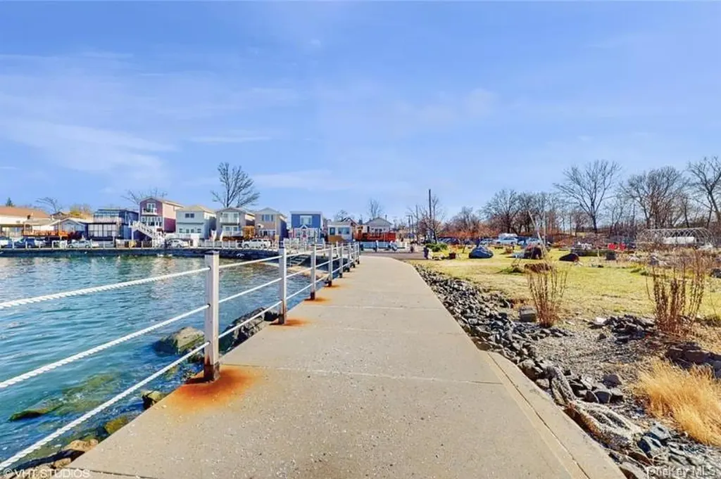 D132 Edgewater Bronx NY 10465