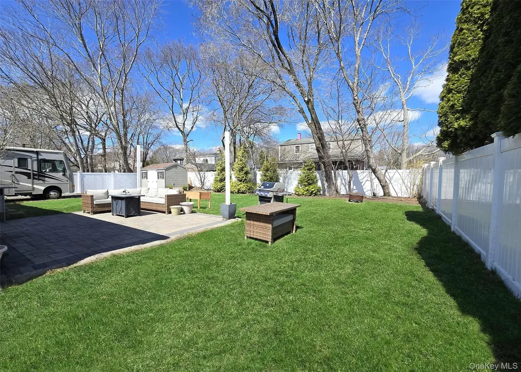 19 Appel Drive E Shirley NY 11967