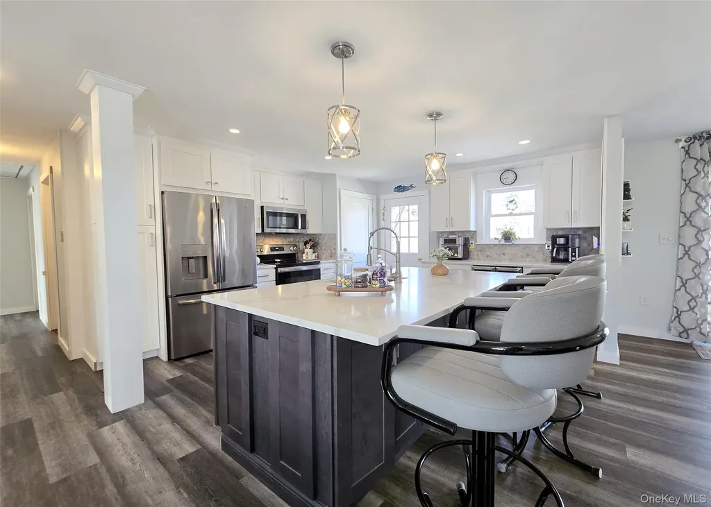 19 Appel Drive E Shirley NY 11967
