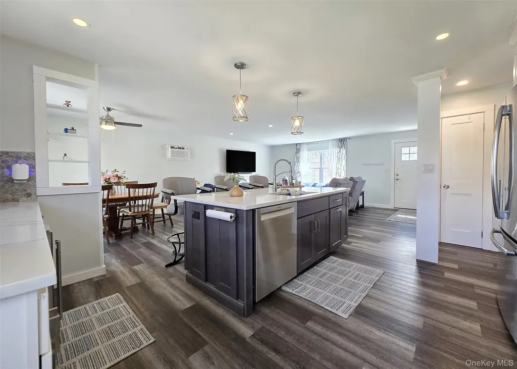 19 Appel Drive E Shirley NY 11967