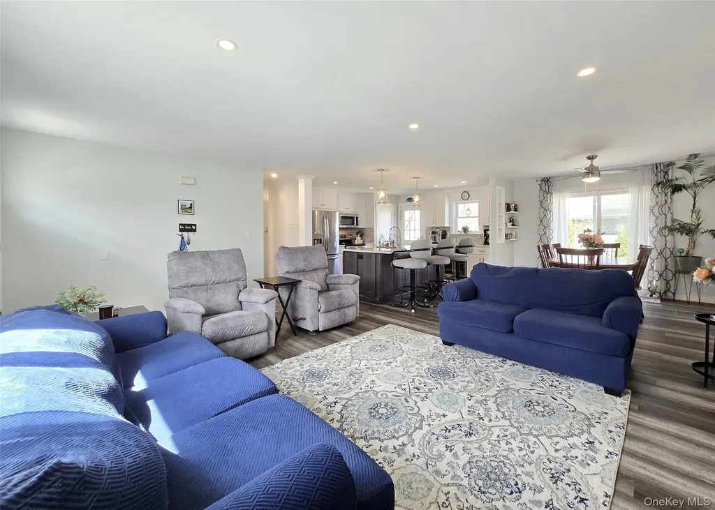 19 Appel Drive E Shirley NY 11967