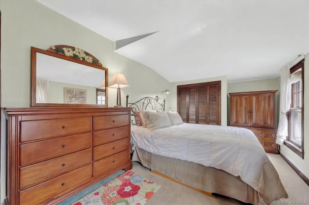 13 Perry Trail Carmel NY 10512