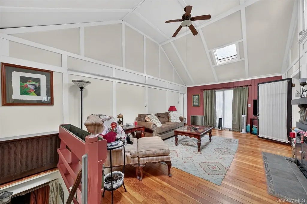 13 Perry Trail Carmel NY 10512