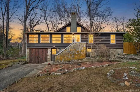 13 Perry Trail Carmel NY 10512