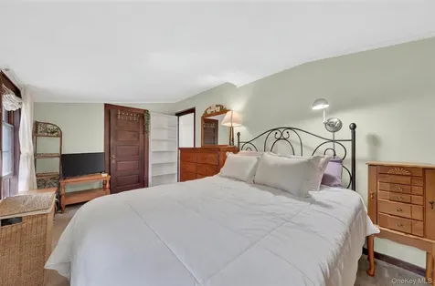 13 Perry Trail Carmel NY 10512