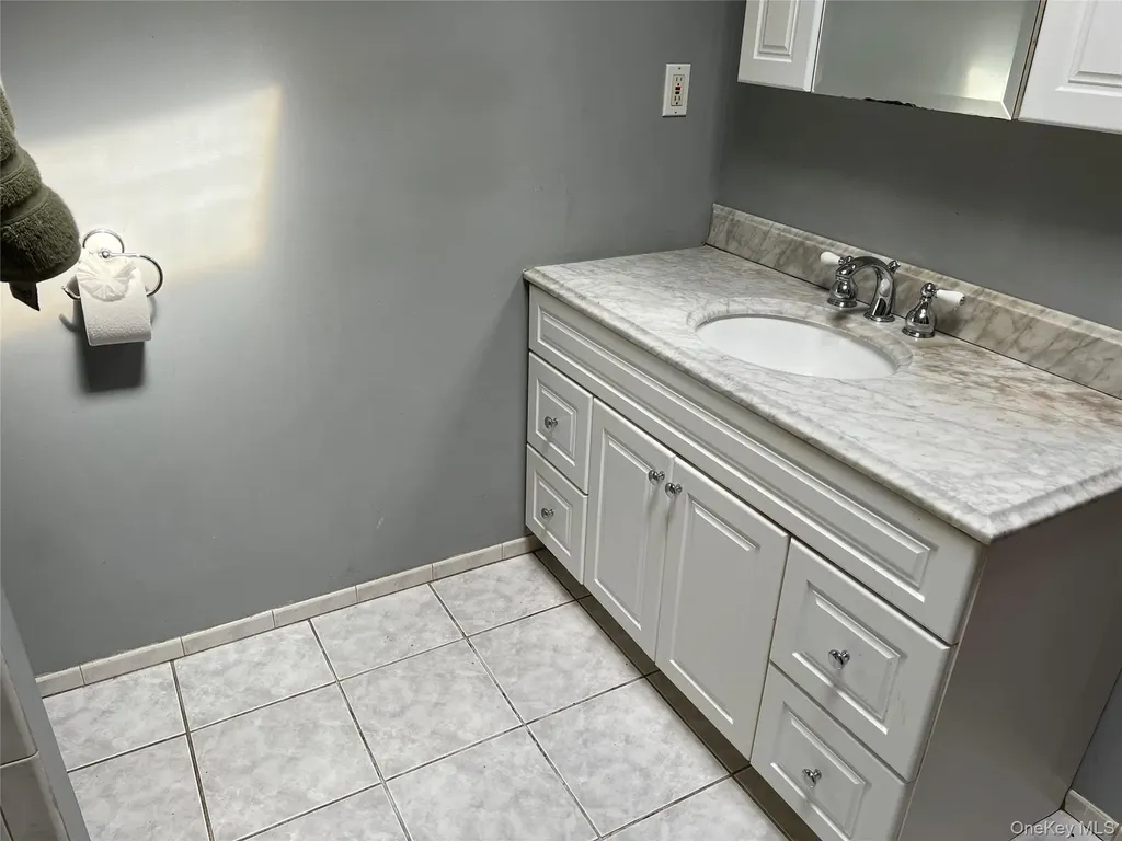 85 Riverside Avenue Massapequa NY 11758