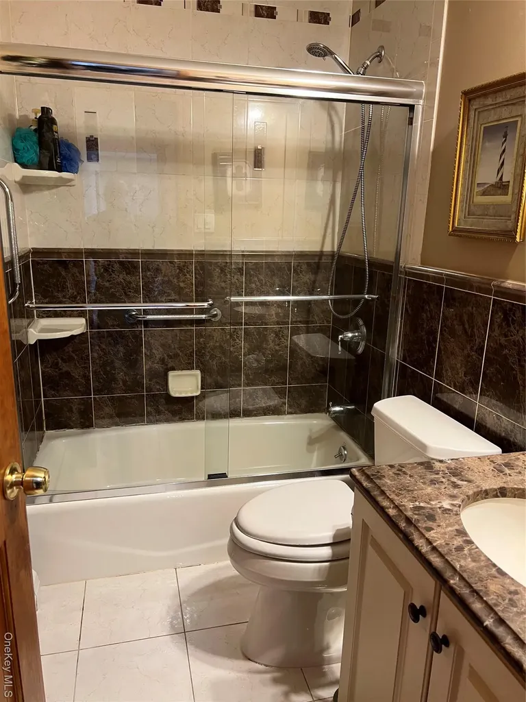 85 Riverside Avenue Massapequa NY 11758