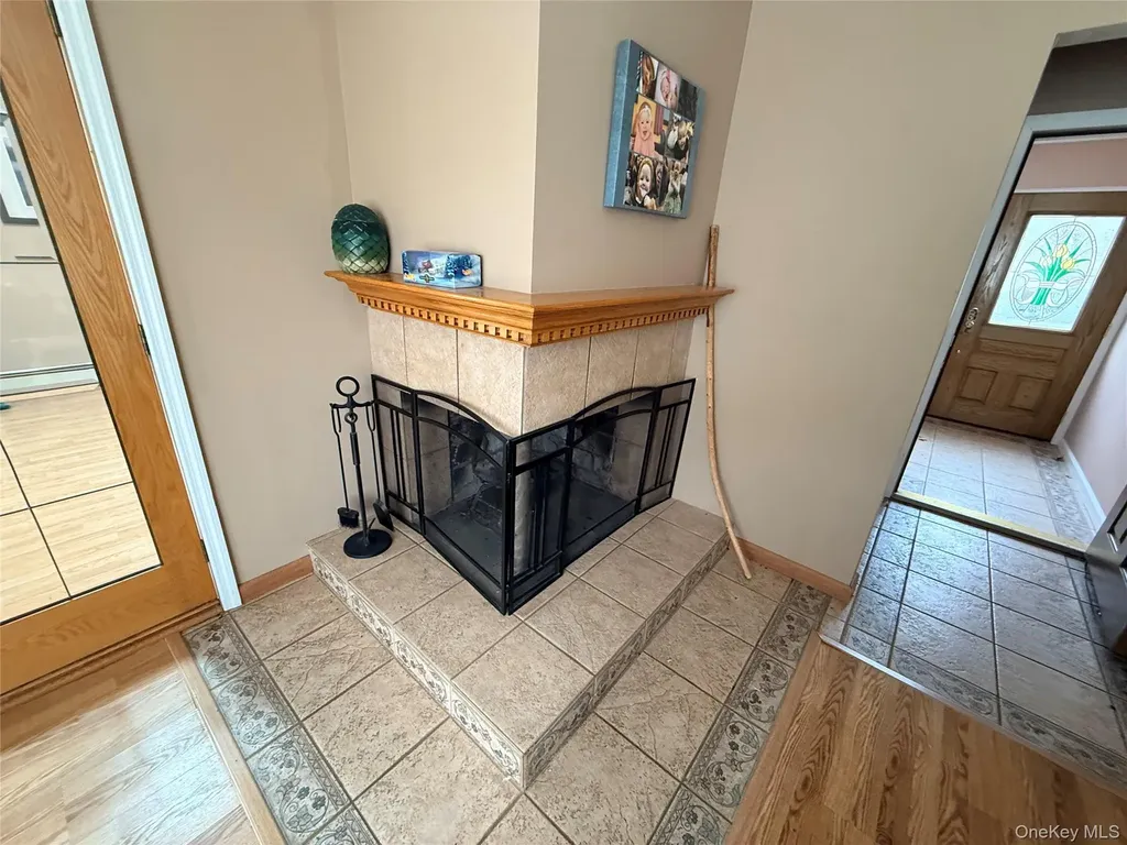 85 Riverside Avenue Massapequa NY 11758